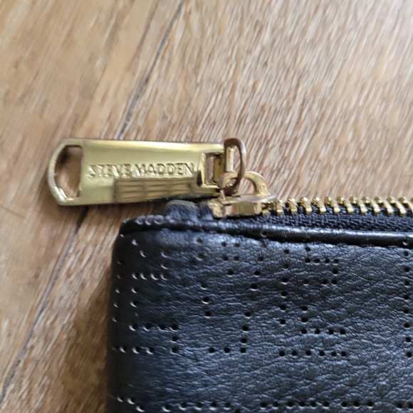 Testing Silent Show - Picture 11 of 16